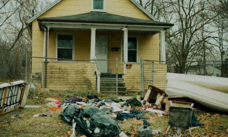 The Benefits of Junk Removal Services for Estate Cleanouts
